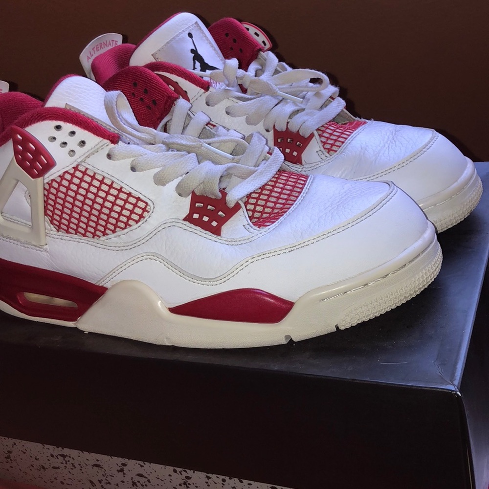 Jordan alternate 4’s